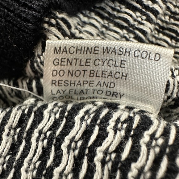 Amour Vert Sweater Womens L Orgainc Cotton Fine Gage Black White Puffed Sleeves - Picture 7 of 9